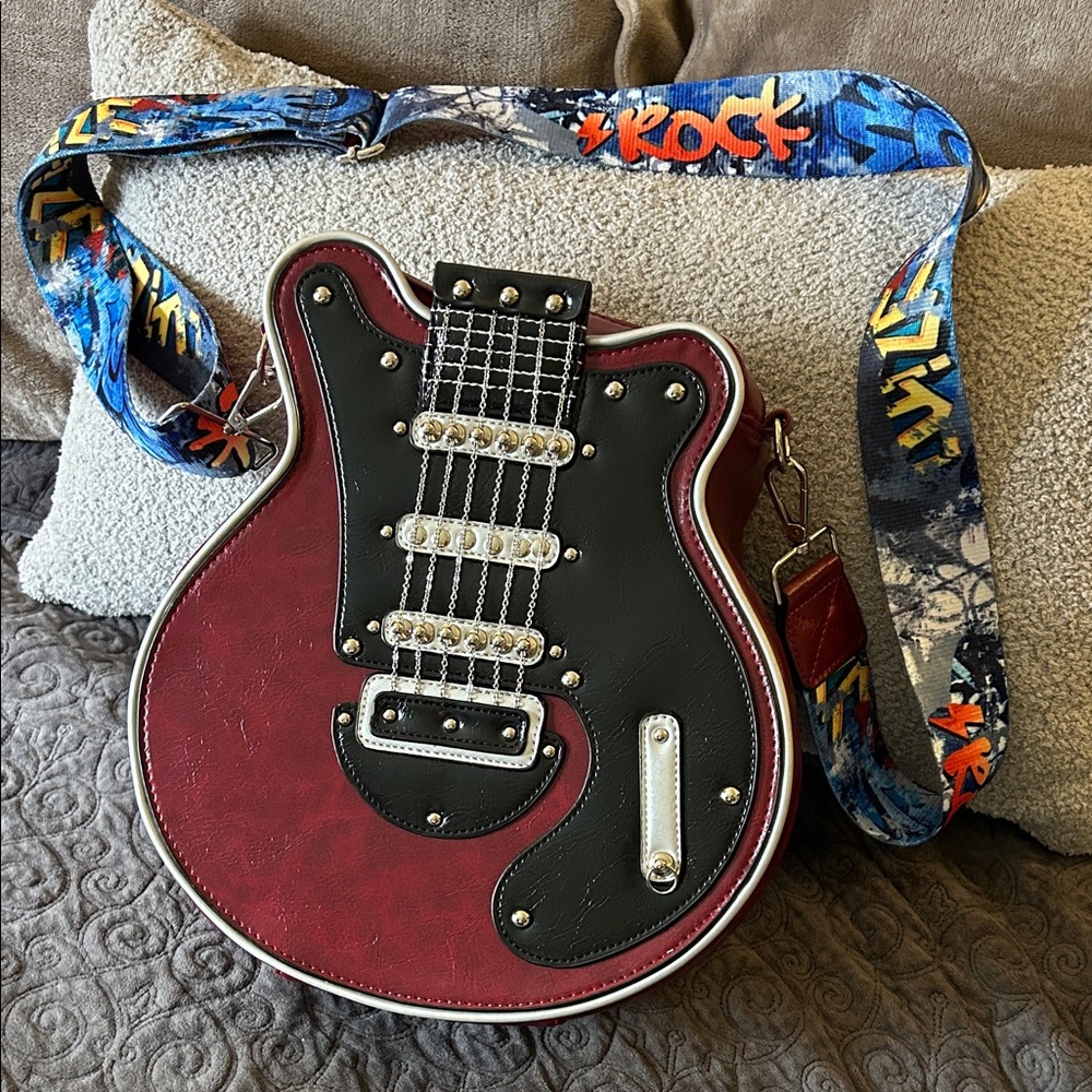 NEW Electric Guitar-Shaped Bag with strap